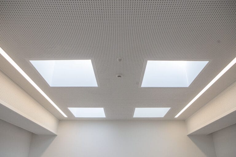 Sculpture Pavilion and Connection Building at the Faculty of Fine Arts of Porto